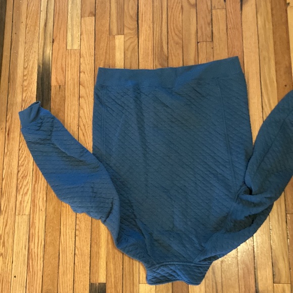 LLbean sweatshirt - Picture 2 of 2